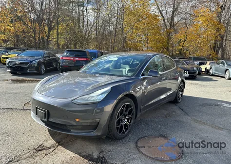 2018 Tesla Model 3 Long Range/Performance из США, поврежденный, VIN 5YJ3E1EB1JF119497